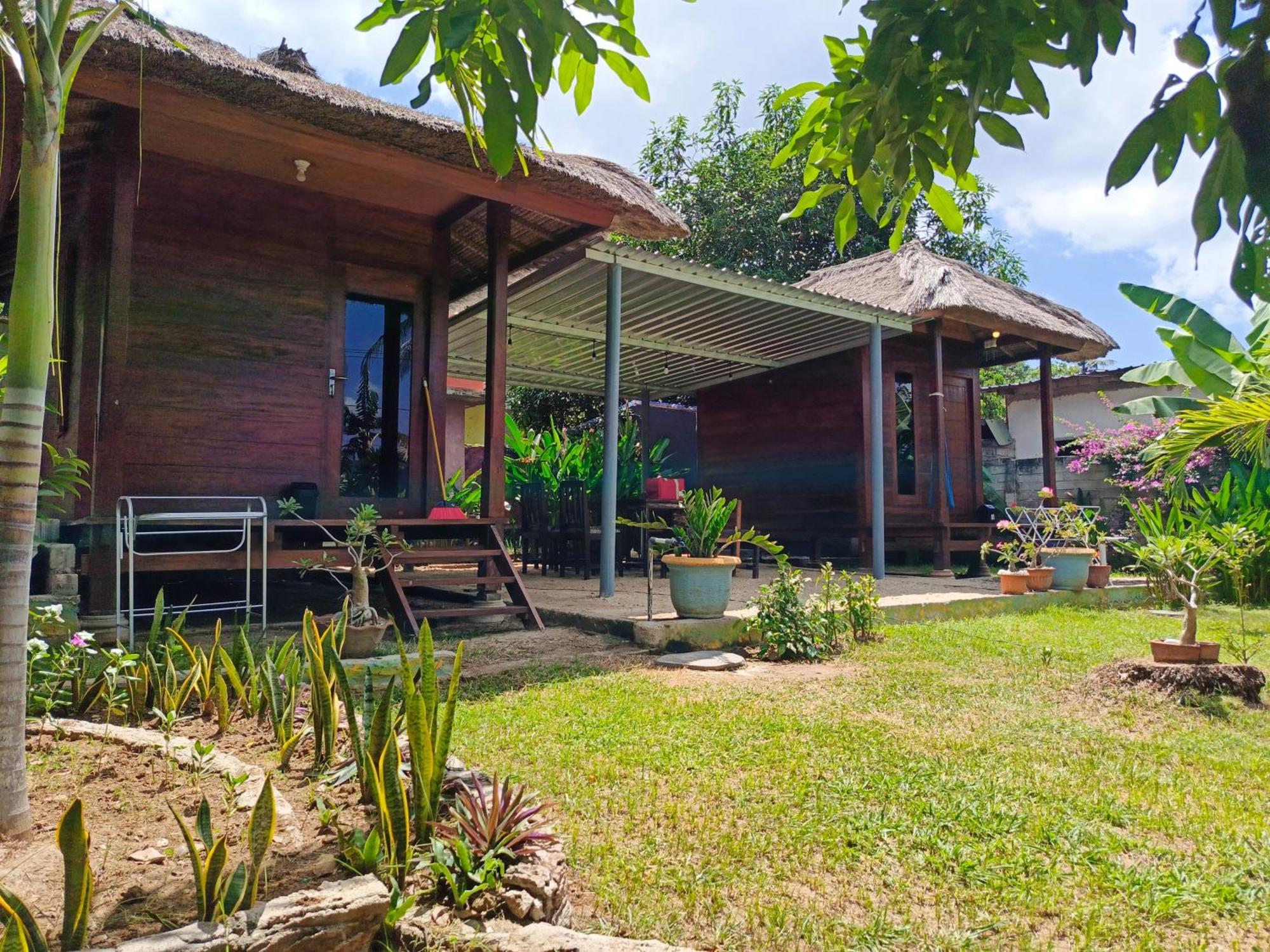 Yellow Coco Gili Gede Exterior foto